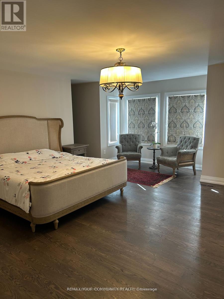 18 Theobalds Circle, Richmond Hill, Ontario  L4C 9C7 - Photo 19 - N12833464