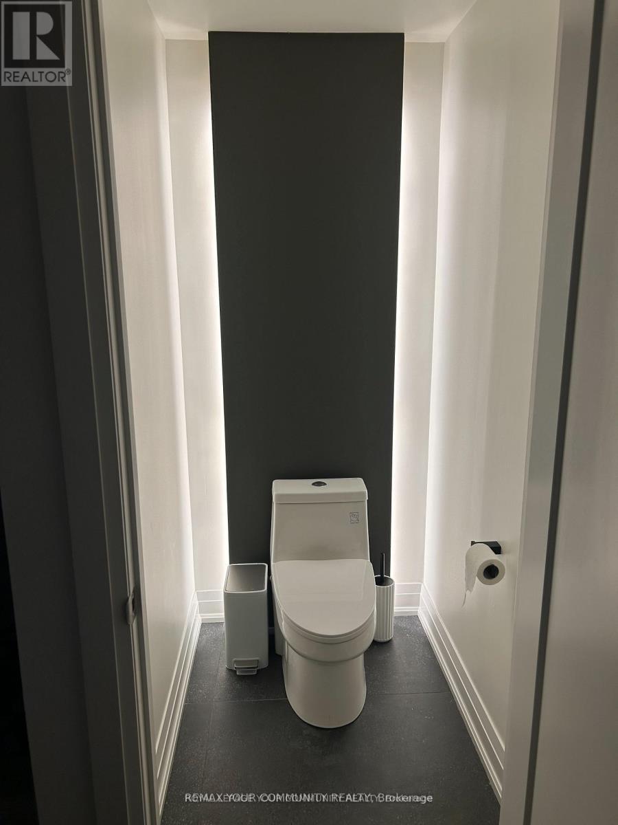 18 Theobalds Circle, Richmond Hill, Ontario  L4C 9C7 - Photo 26 - N12833464