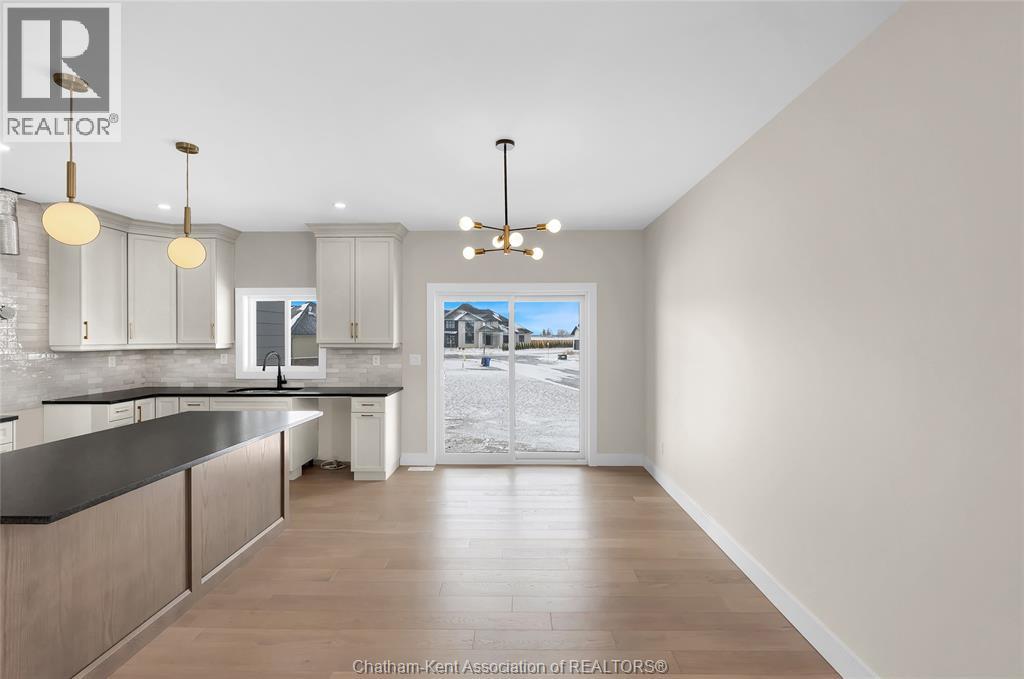 64 Cherry Blossom Trail, Chatham, Ontario  N7L 0H3 - Photo 14 - 25028066