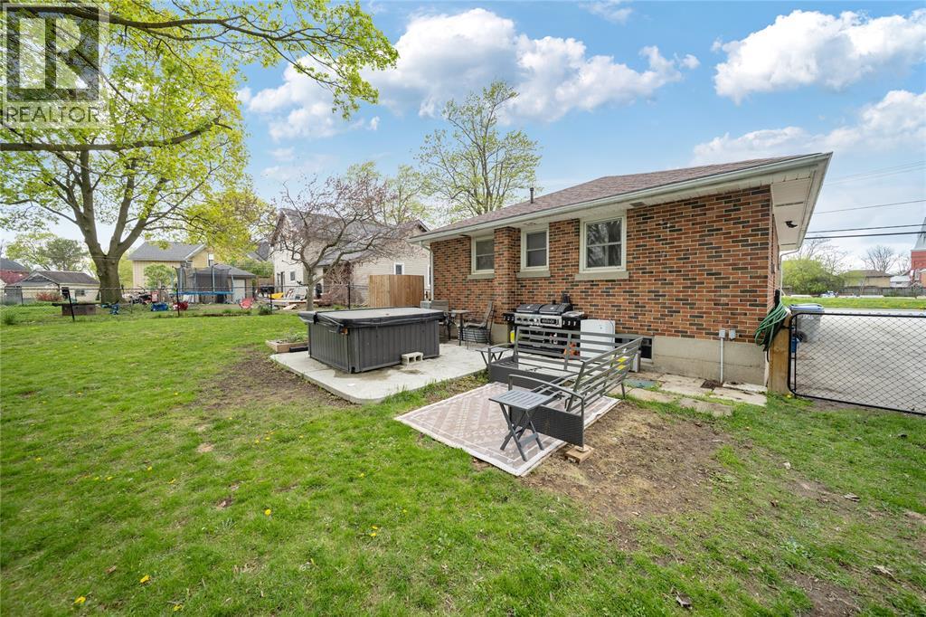 19 Broadway Street, Lambton Shores, Ontario  N0N 1J0 - Photo 22 - 26003814