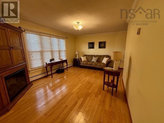 756 Forsyth Street, New Waterford, Nova Scotia  B1H 2Y5 - Photo 14 - 202600281