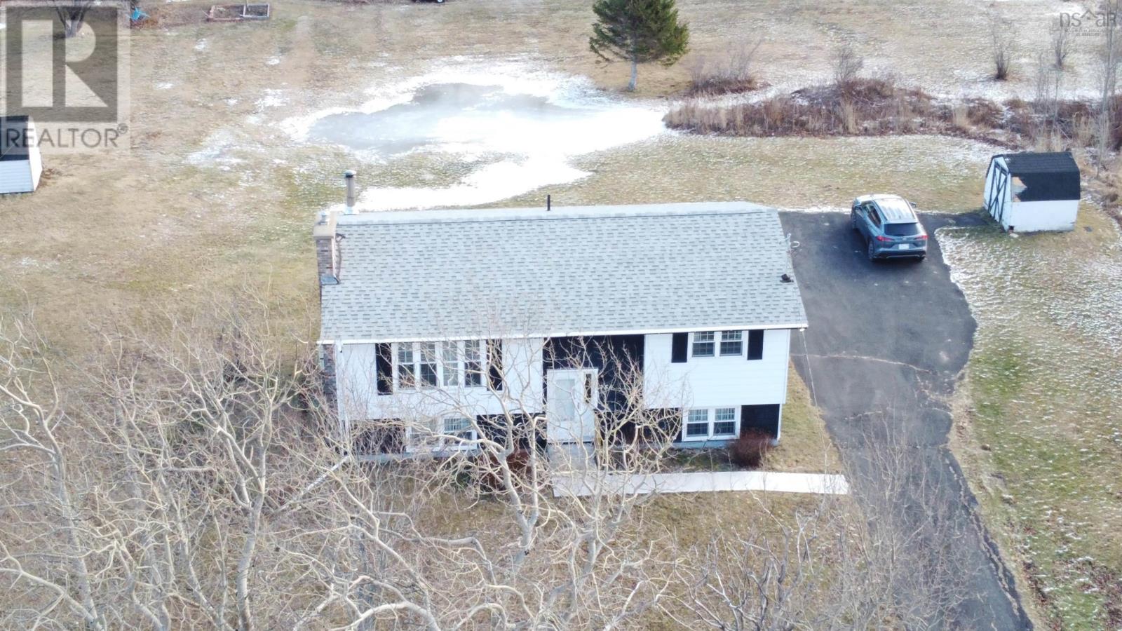 756 Forsyth Street, New Waterford, Nova Scotia  B1H 2Y5 - Photo 5 - 202600281