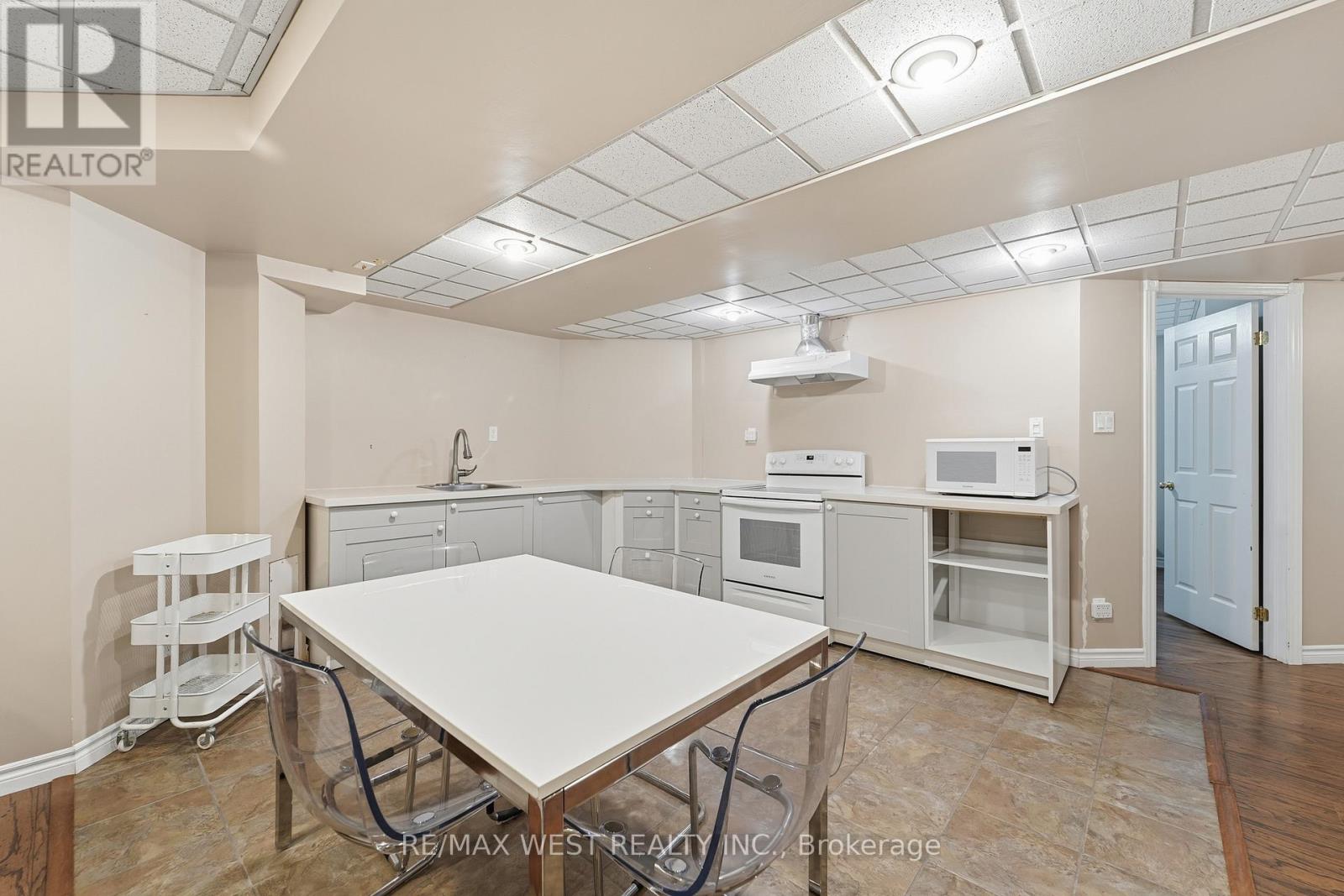 30 Ruffet Drive, Barrie (Edgehill Drive), Ontario  L4N 0P1 - Photo 37 - S12833462