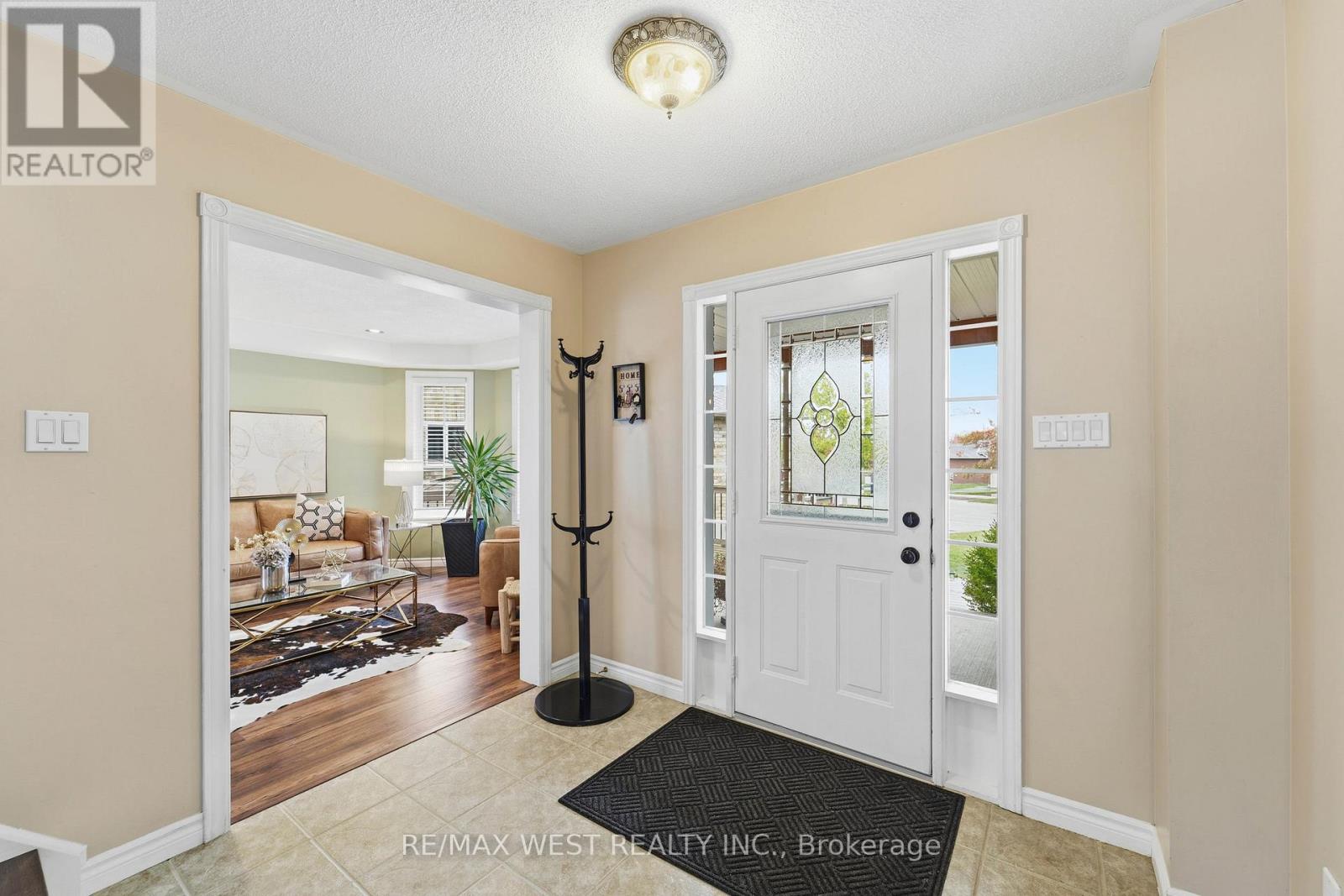 30 Ruffet Drive, Barrie (Edgehill Drive), Ontario  L4N 0P1 - Photo 7 - S12833462