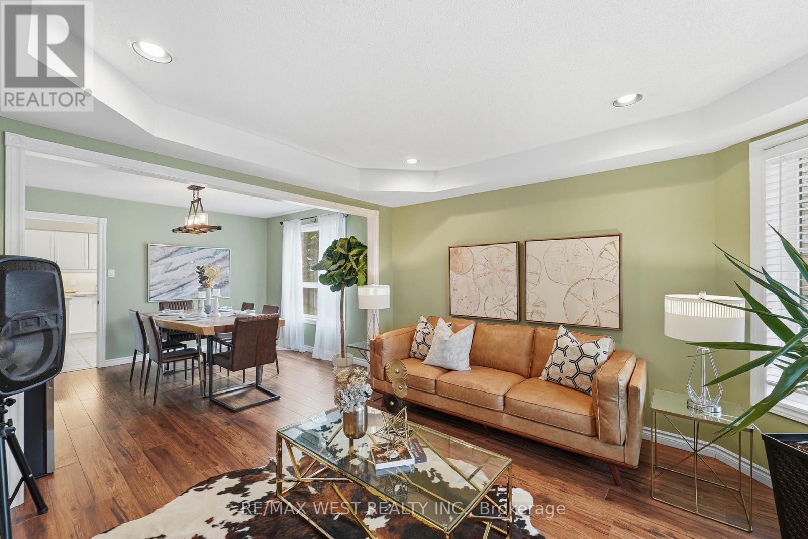 30 Ruffet Drive, Barrie (Edgehill Drive), Ontario  L4N 0P1 - Photo 8 - S12833462