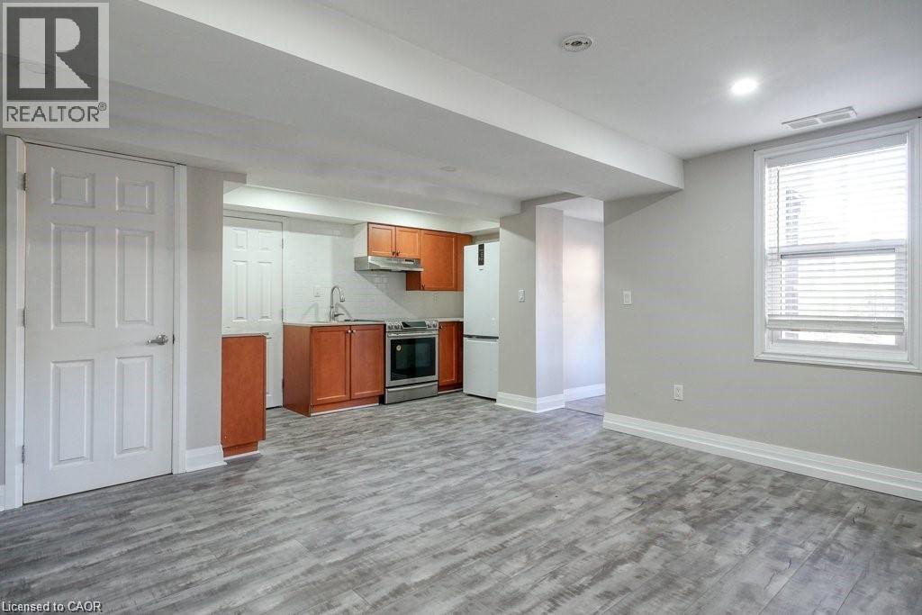 57 Chestnut Street, Kitchener, Ontario  N2H 1T7 - Photo 5 - 40804609