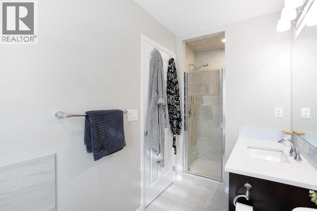 2 Osborne Common Sw, Airdrie, Alberta  T4B 1R5 - Photo 27 - A2287926