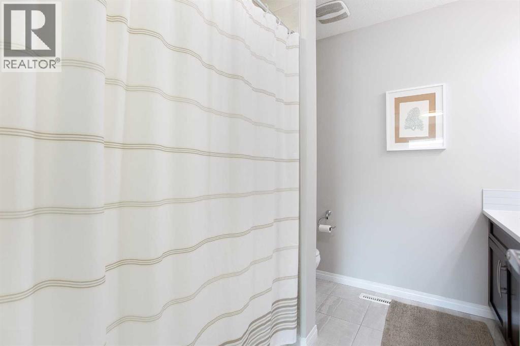 2 Osborne Common Sw, Airdrie, Alberta  T4B 1R5 - Photo 29 - A2287926