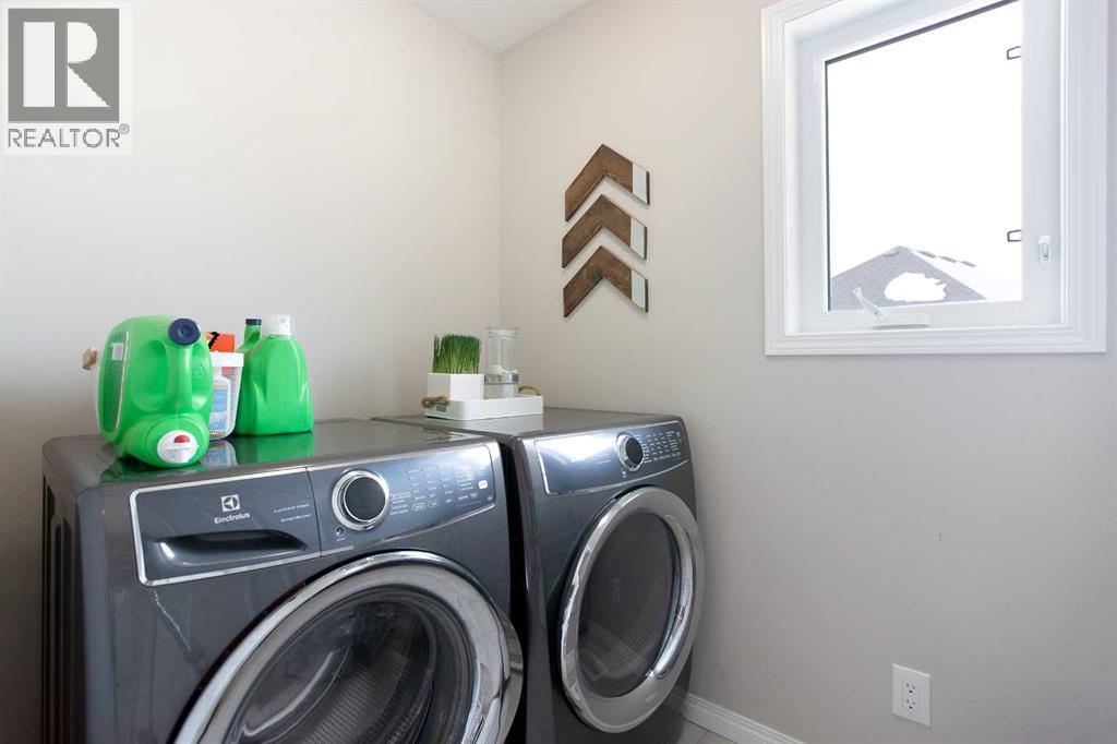 2 Osborne Common Sw, Airdrie, Alberta  T4B 1R5 - Photo 28 - A2287926