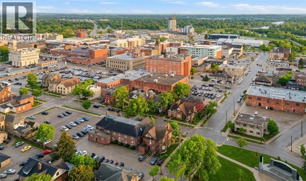 14 Wellington Street, Brantford, Ontario  N3T 2L4 - Photo 3 - 40807691