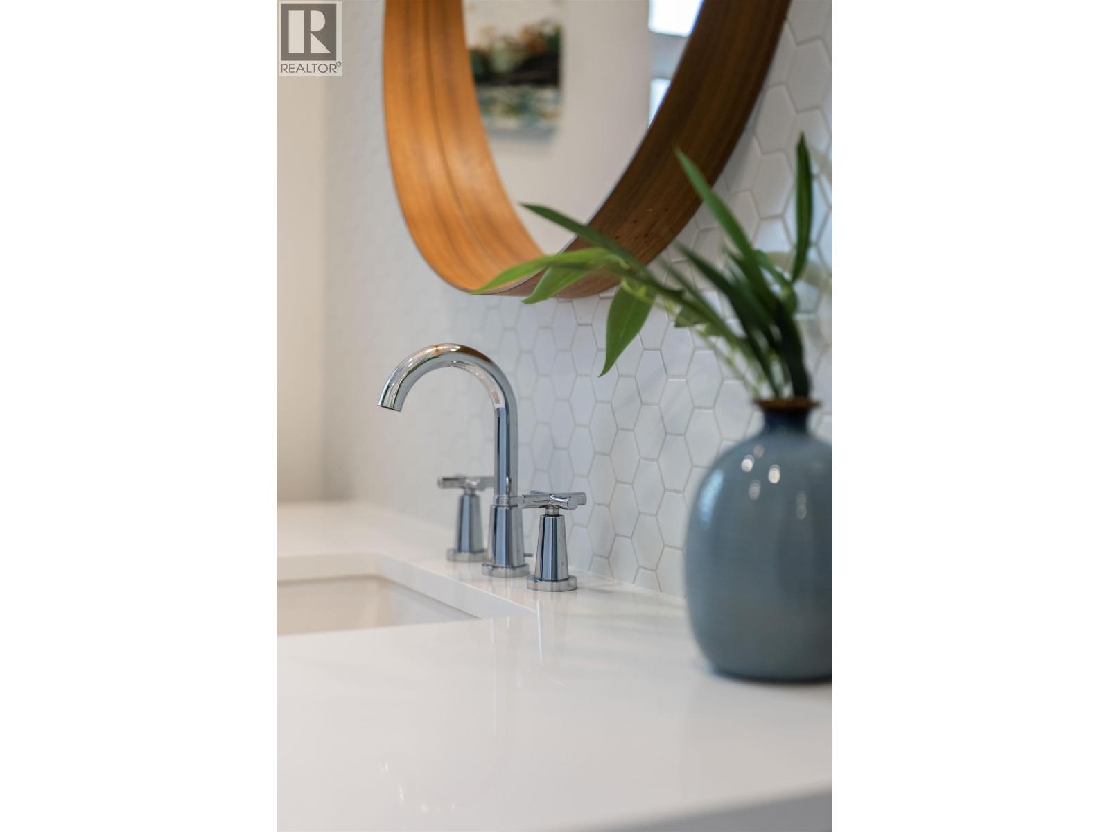 3981 Lynn Valley Road, North Vancouver, British Columbia  V7K 2T1 - Photo 27 - R3094512