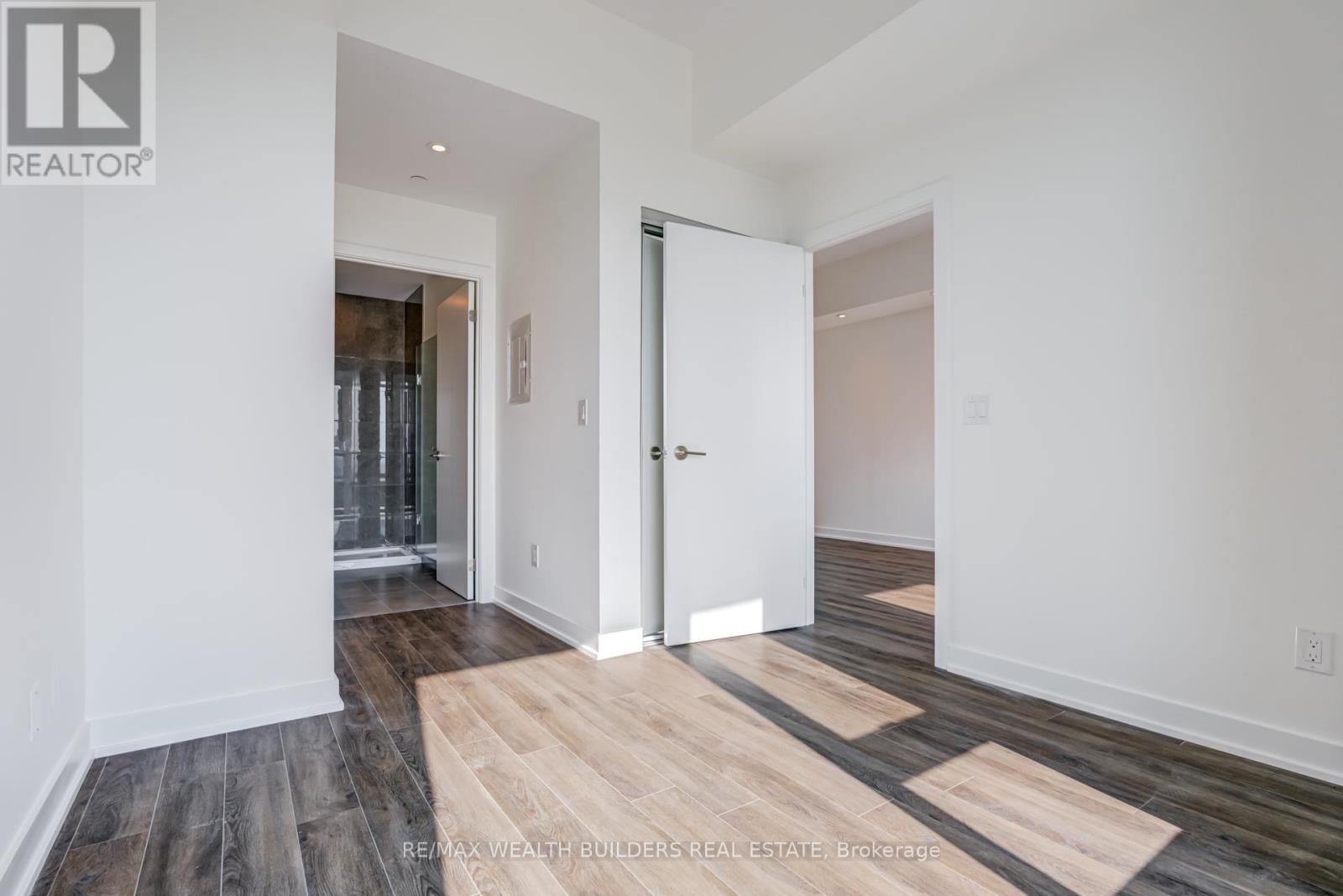 4209 - 1928 Lake Shore Boulevard W, Toronto, Ontario  M6S 0B1 - Photo 17 - W12833302