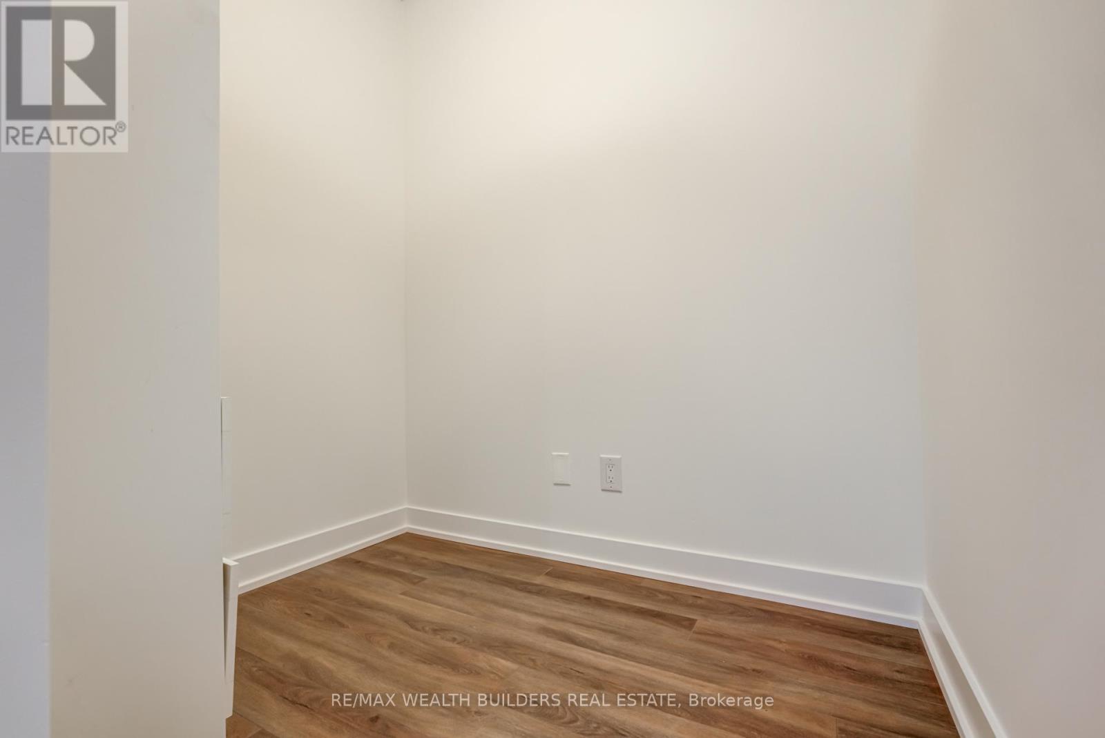 4209 - 1928 Lake Shore Boulevard W, Toronto, Ontario  M6S 0B1 - Photo 23 - W12833302