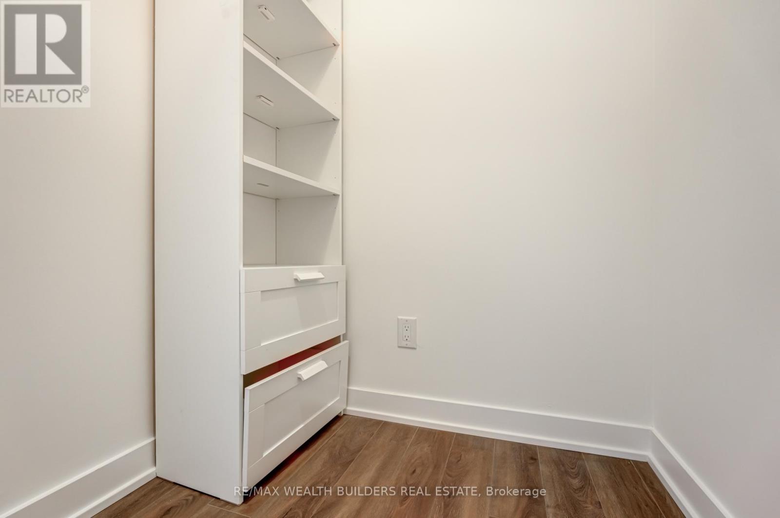 4209 - 1928 Lake Shore Boulevard W, Toronto, Ontario  M6S 0B1 - Photo 24 - W12833302