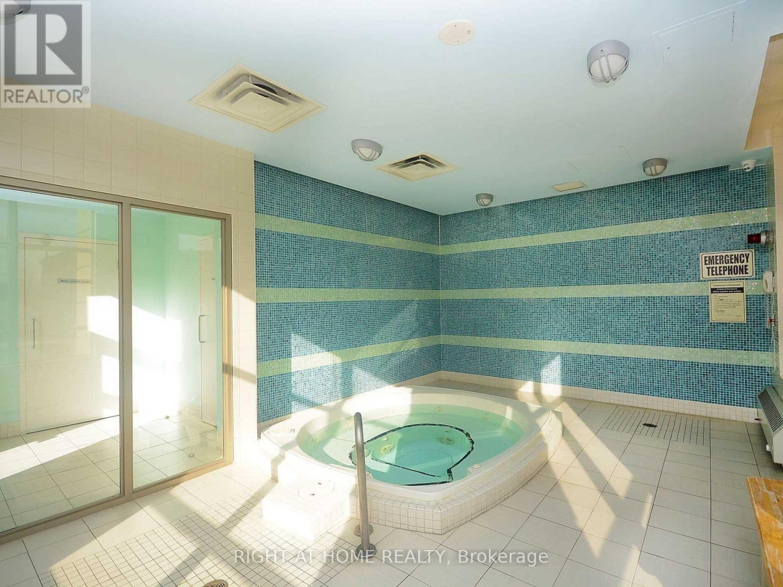 1208 - 2391 Central Park Drive, Oakville, Ontario  L6H 0E4 - Photo 19 - W12833314