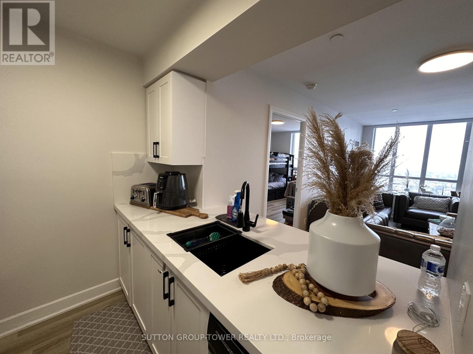 2525 - 2 Eva Road, Toronto, Ontario  M9C 0A9 - Photo 10 - W12833378