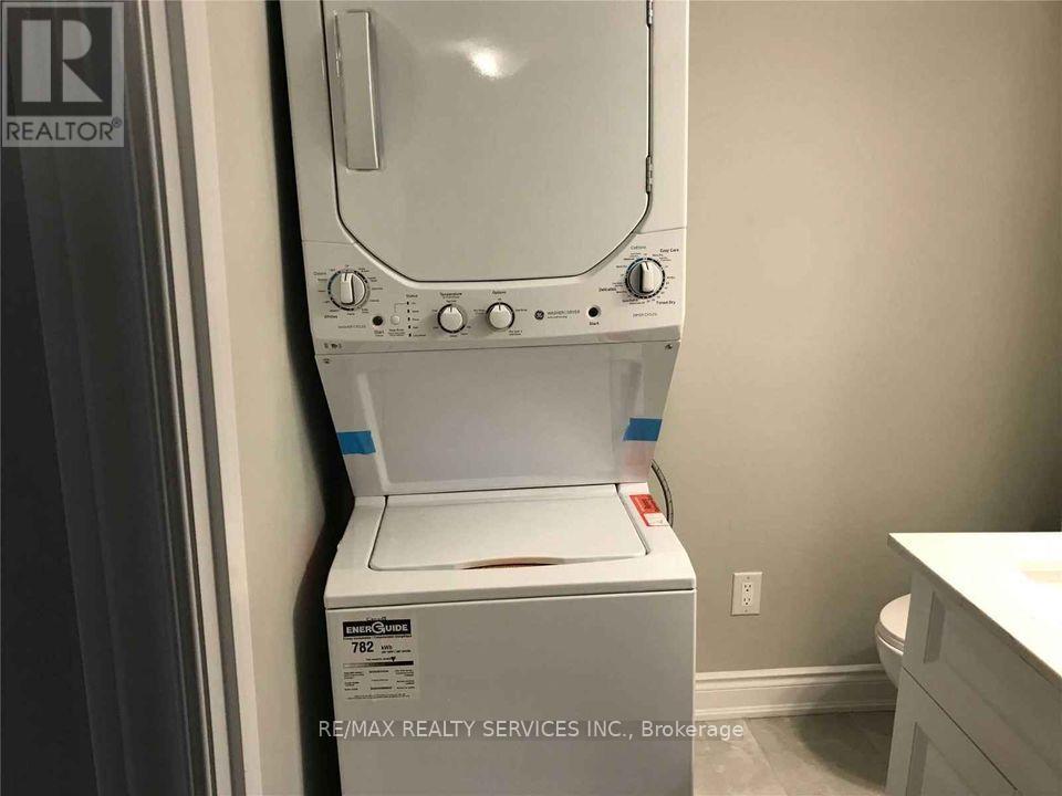 163 Cresthaven Road, Brampton, Ontario  L7A 1H5 - Photo 12 - W12833382