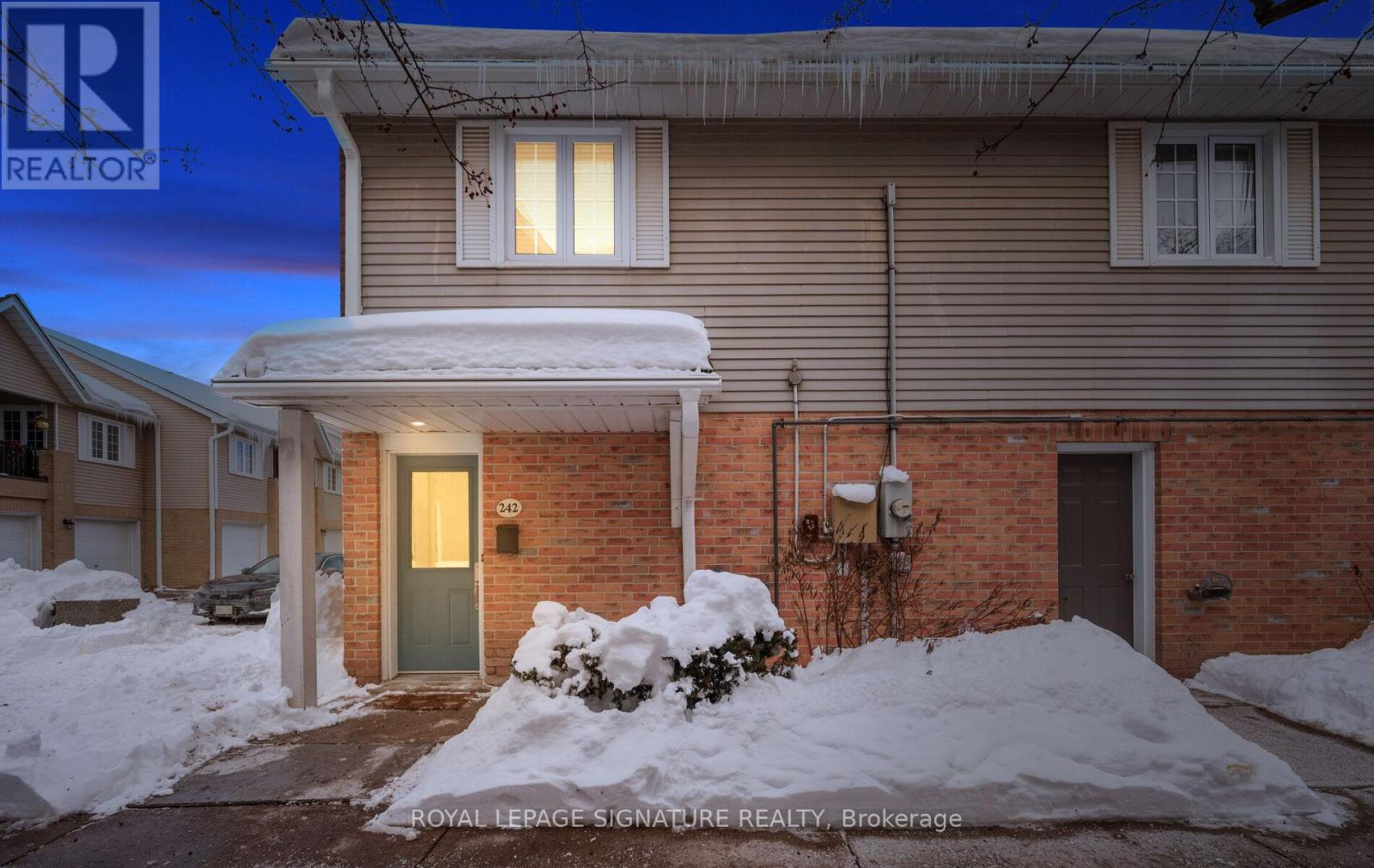 242 - 2110 Cleaver Avenue, Burlington, Ontario  L7M 3Z4 - Photo 7 - W12833426