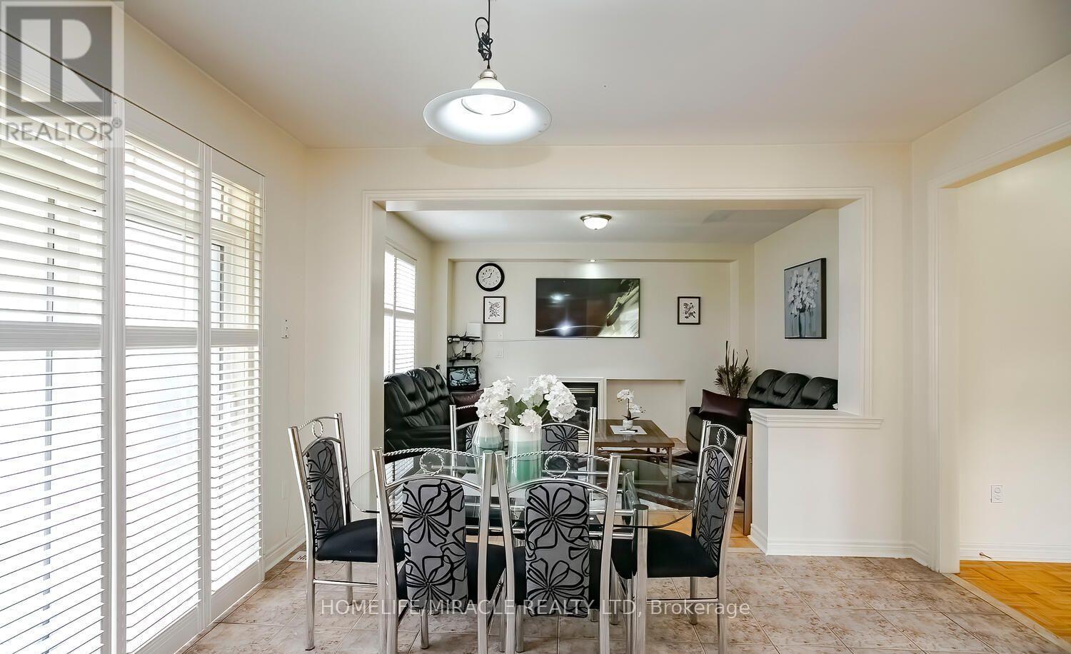 1 Buckler Street, Brampton, Ontario  L6R 0H4 - Photo 13 - W12833446