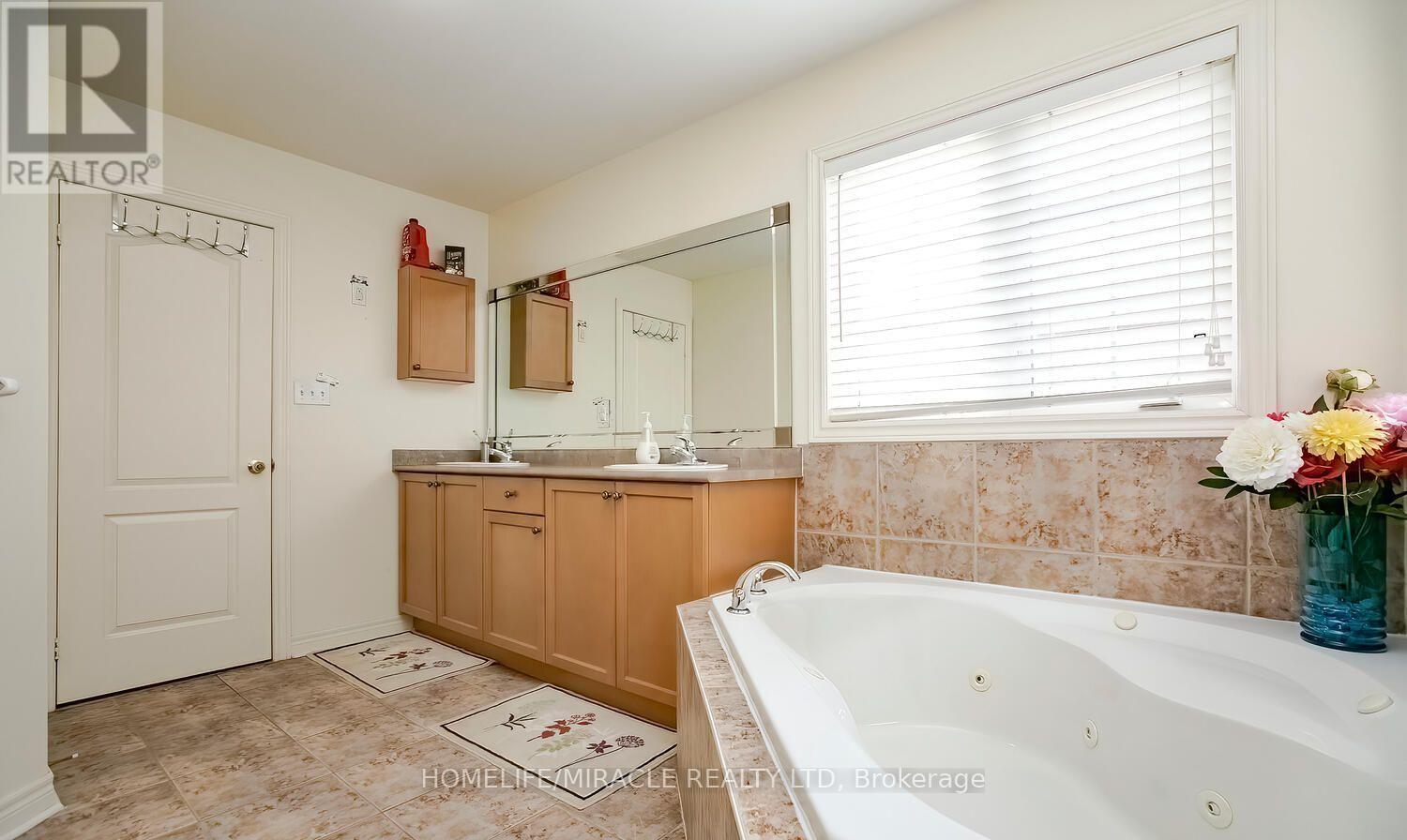 1 Buckler Street, Brampton, Ontario  L6R 0H4 - Photo 22 - W12833446