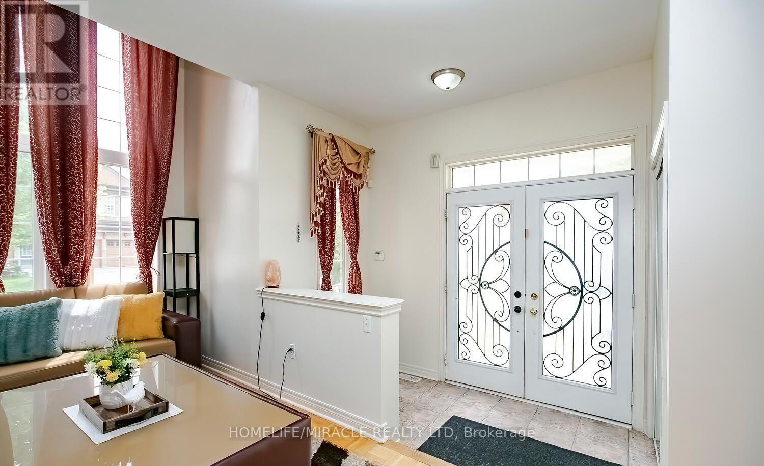 1 Buckler Street, Brampton, Ontario  L6R 0H4 - Photo 3 - W12833446