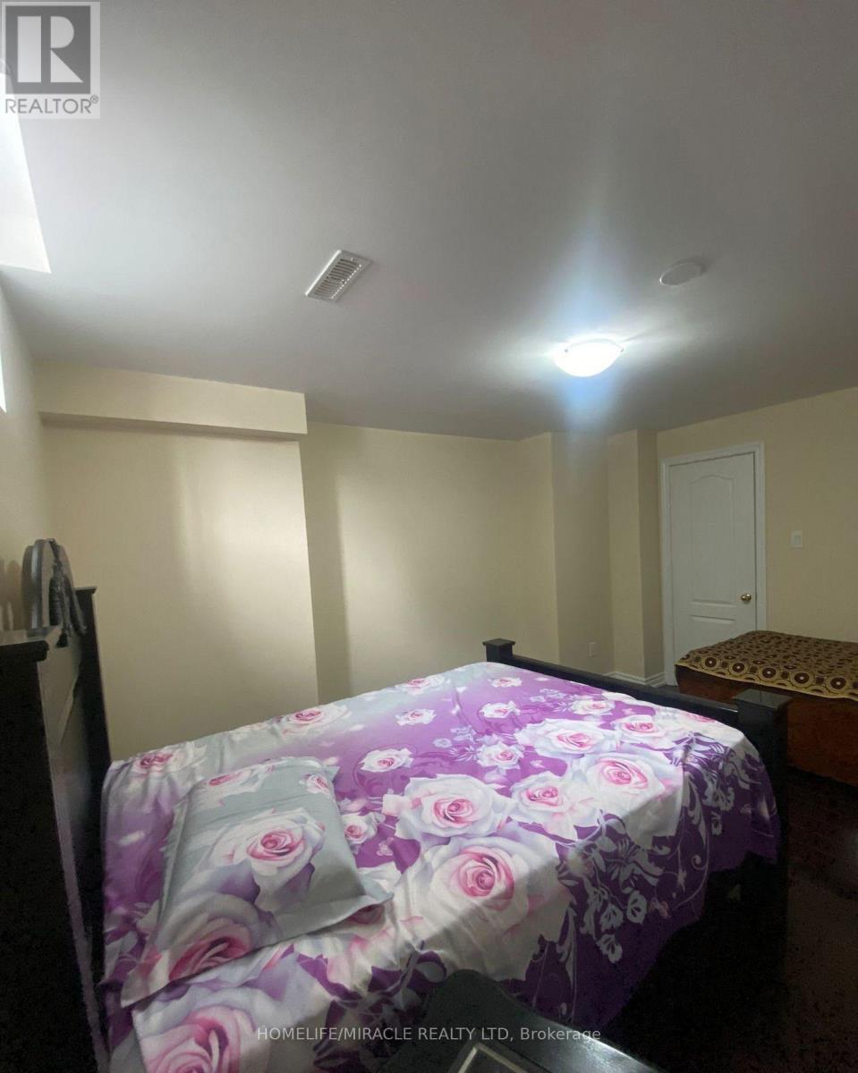 1 Buckler Street, Brampton, Ontario  L6R 0H4 - Photo 35 - W12833446