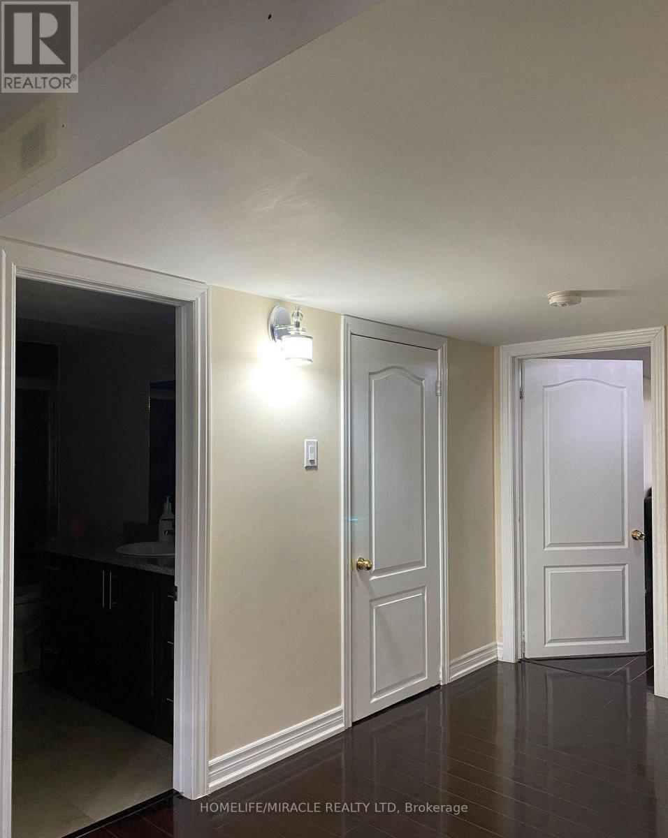 1 Buckler Street, Brampton, Ontario  L6R 0H4 - Photo 37 - W12833446