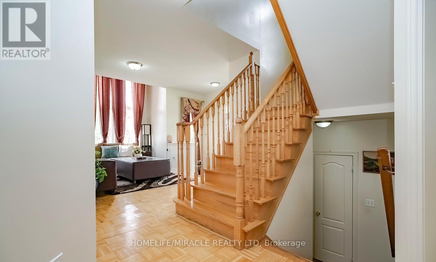 1 Buckler Street, Brampton, Ontario  L6R 0H4 - Photo 6 - W12833446