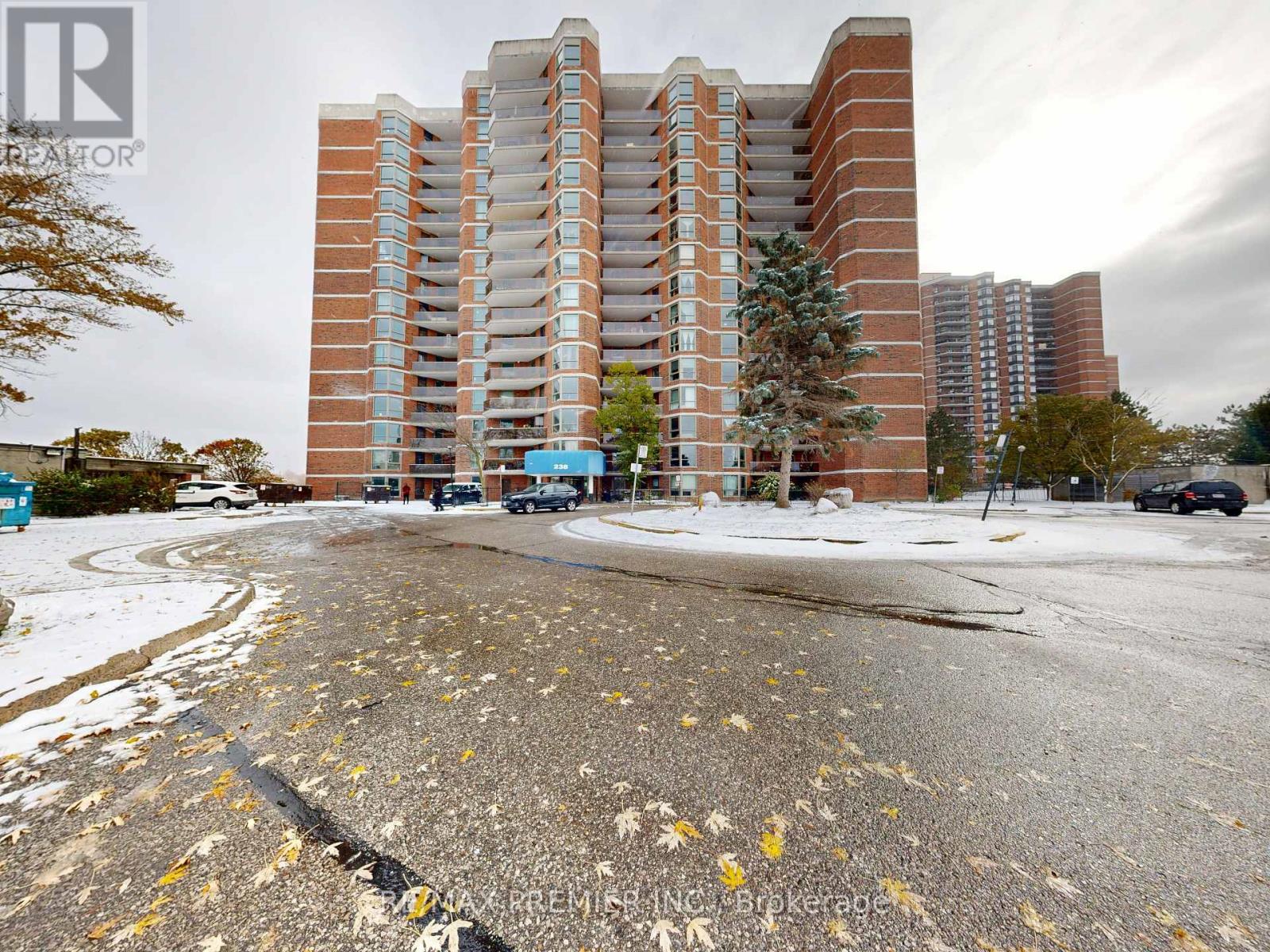 1607 - 238 Albion Road, Toronto, Ontario  M9W 6A7 - Photo 2 - W12833454