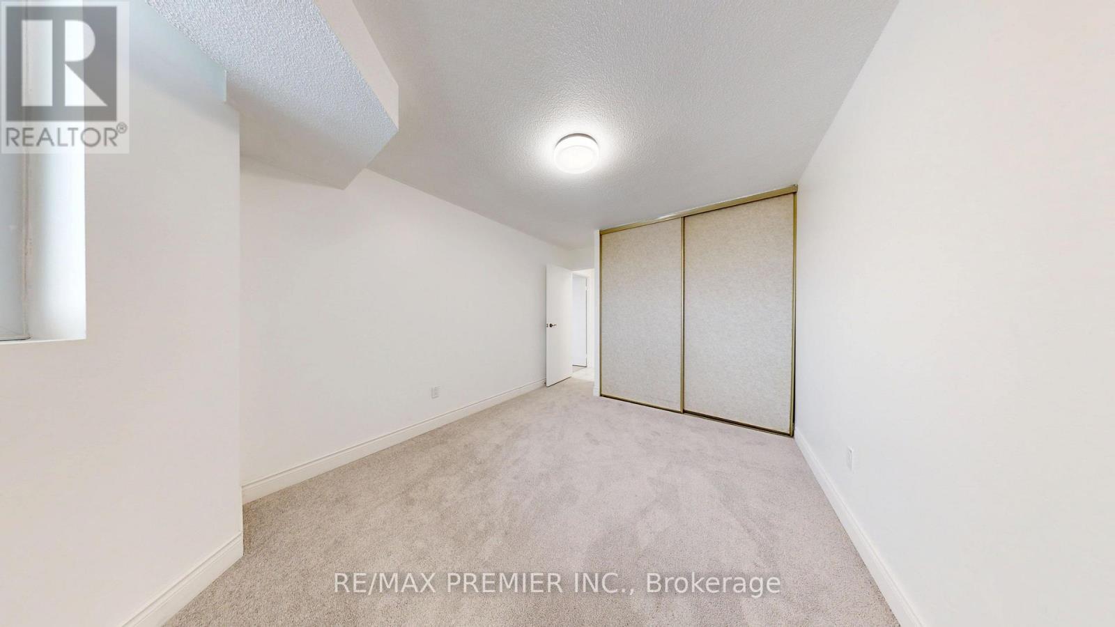 1607 - 238 Albion Road, Toronto, Ontario  M9W 6A7 - Photo 31 - W12833454