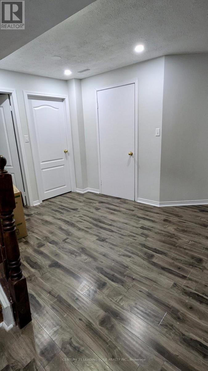 Bsmnt - 6 Honeybee Drive, Brampton, Ontario  L6R 3C6 - Photo 8 - W12833476