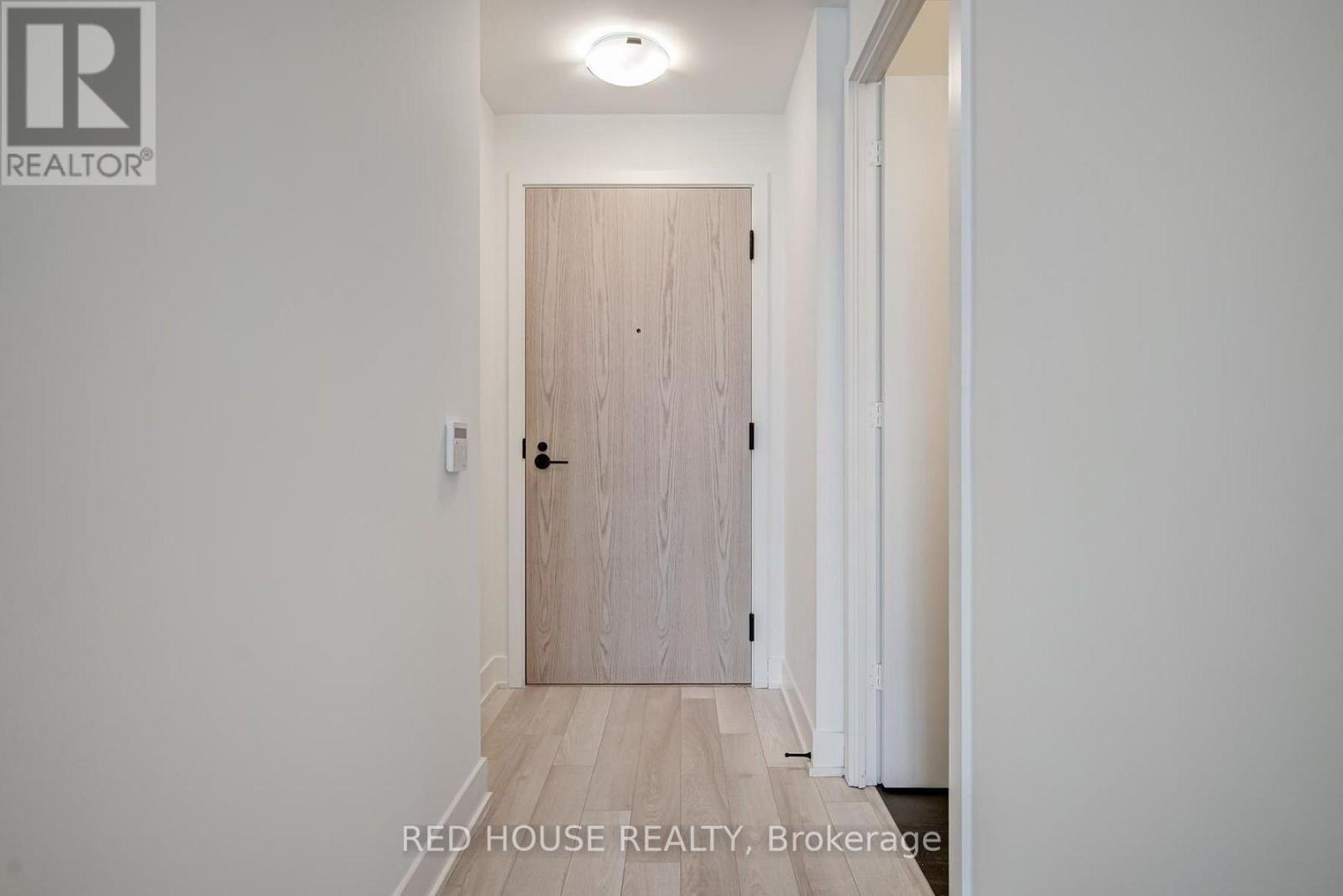 502 - 50 George Butchart Drive, Toronto, Ontario  M3M 2H3 - Photo 4 - W12833484