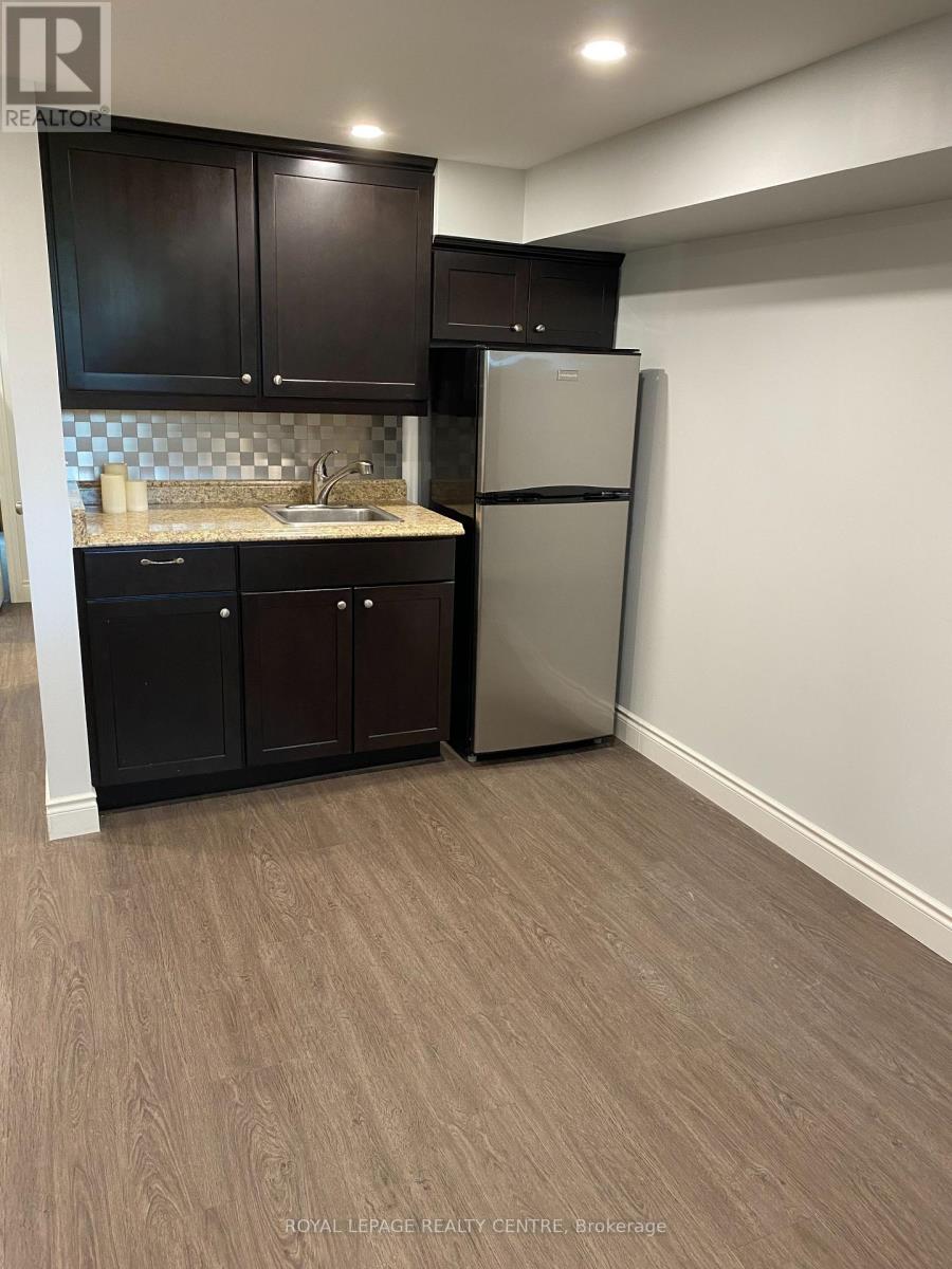 35 Aintree Crescent, Brampton, Ontario  L6T 2T2 - Photo 21 - W12833492