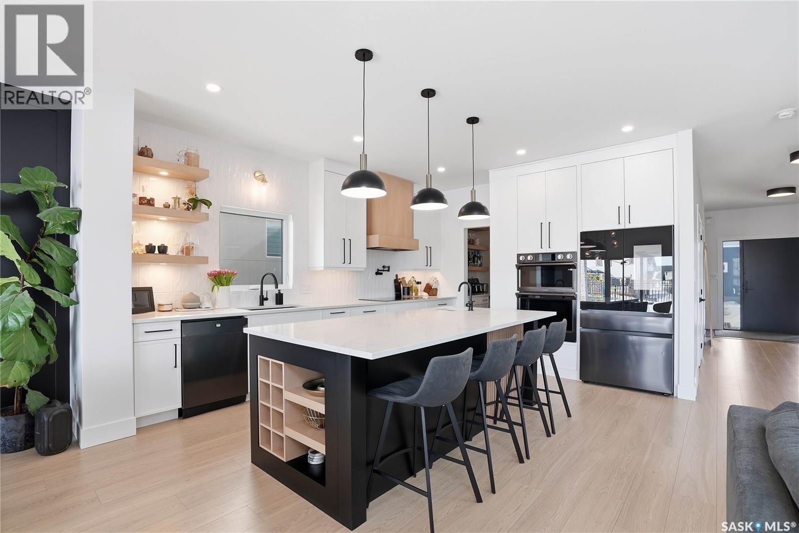 139 Woolf Bend, Saskatoon, Saskatchewan  S7W 1E6 - Photo 5 - SK029437