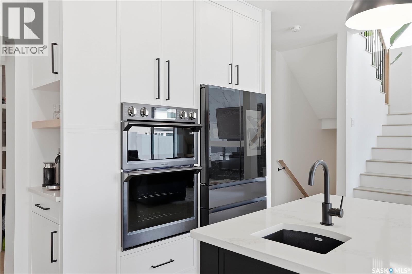 139 Woolf Bend, Saskatoon, Saskatchewan  S7W 1E6 - Photo 7 - SK029437