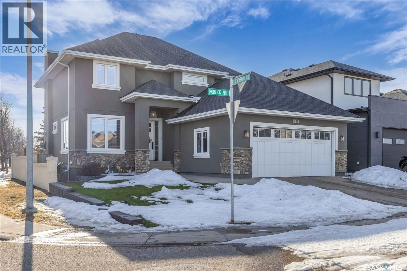 438 Horlick Manor, Saskatoon, Saskatchewan  S7N 2J6 - Photo 3 - SK029315