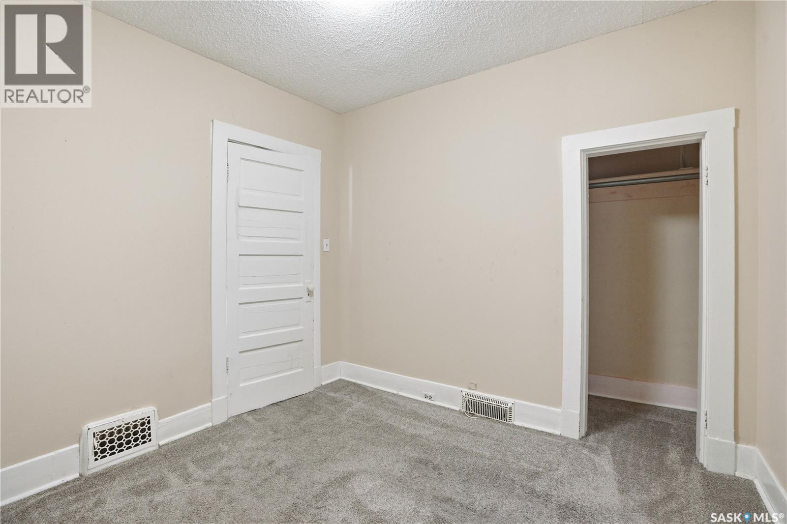 1121 H Avenue N, Saskatoon, Saskatchewan  S7L 2C8 - Photo 16 - SK029202