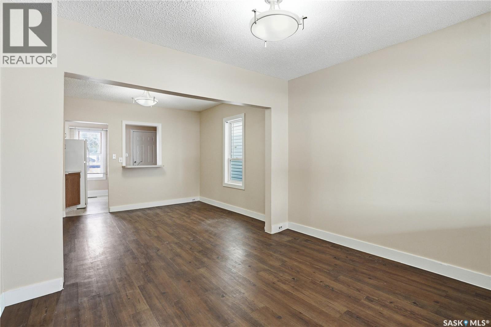 1121 H Avenue N, Saskatoon, Saskatchewan  S7L 2C8 - Photo 3 - SK029202