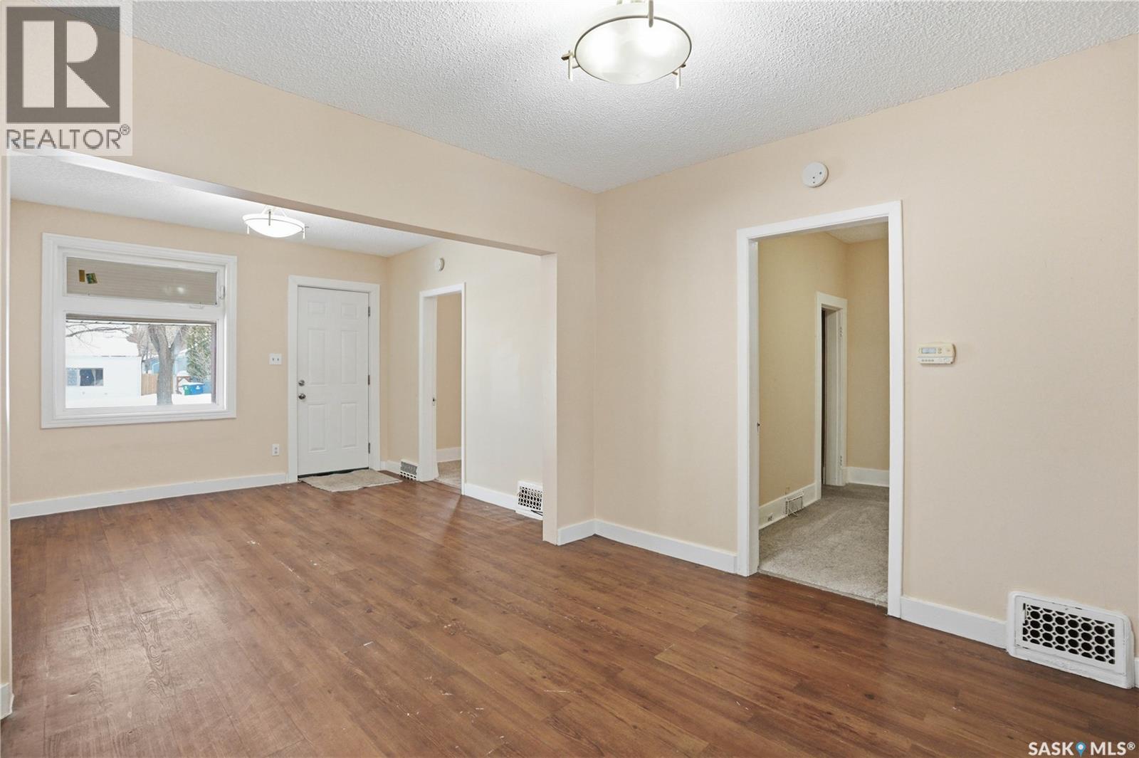 1121 H Avenue N, Saskatoon, Saskatchewan  S7L 2C8 - Photo 9 - SK029202