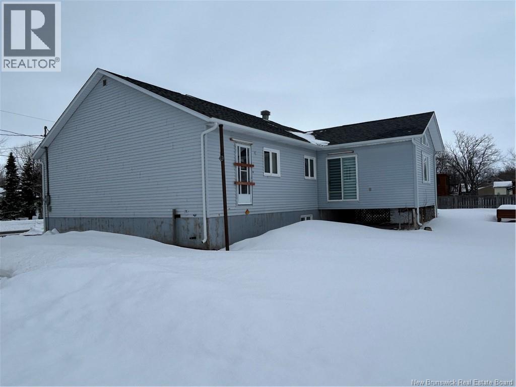 190 Rue Des Peupliers, Shippagan, New Brunswick E8S 2K2 - Photo 4 - NB134321