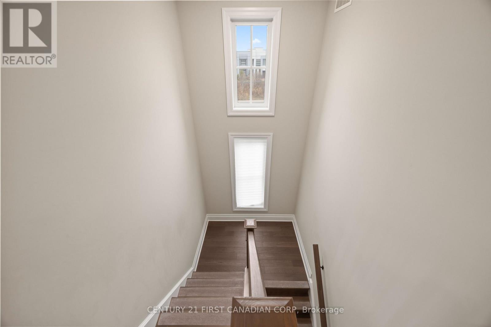 Photo 20 of 49 for 2 - 555 Sunningdale Road E