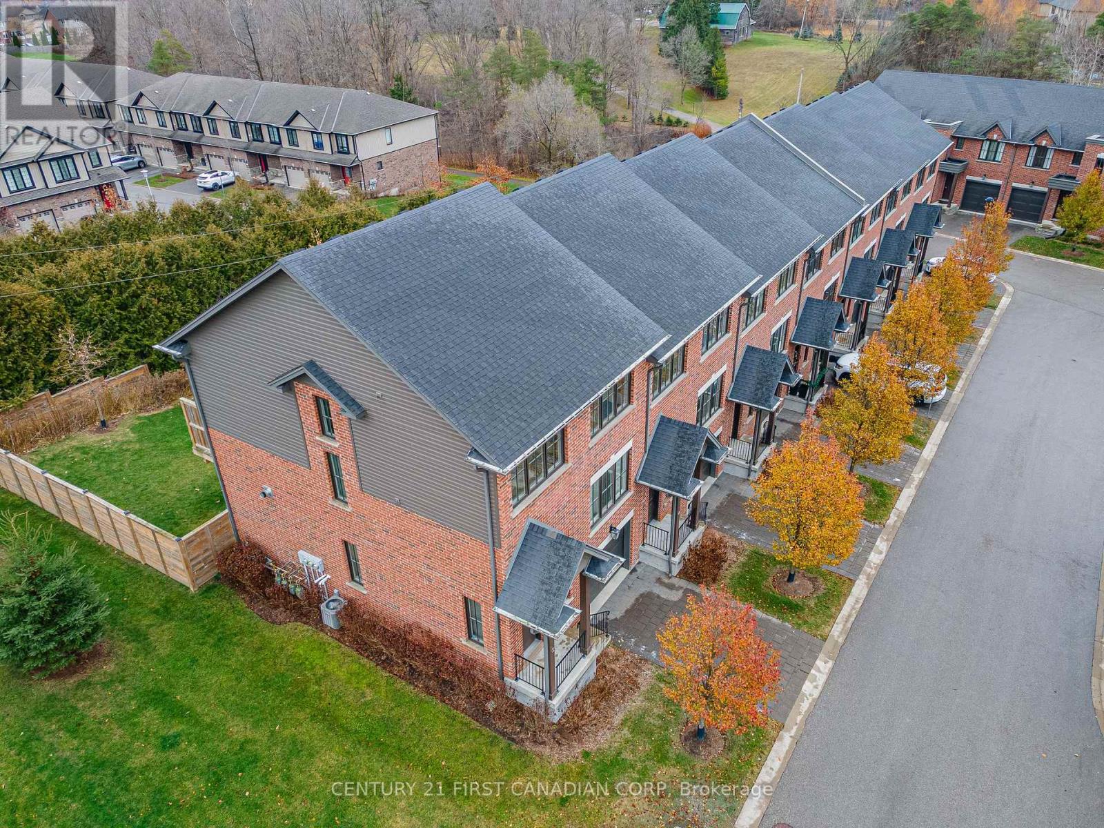 Photo 45 of 49 for 2 - 555 Sunningdale Road E