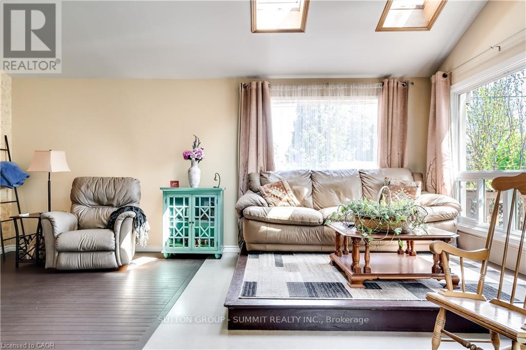 287 Graham Avenue S, Hamilton, Ontario  L8K 2M7 - Photo 18 - X12833312