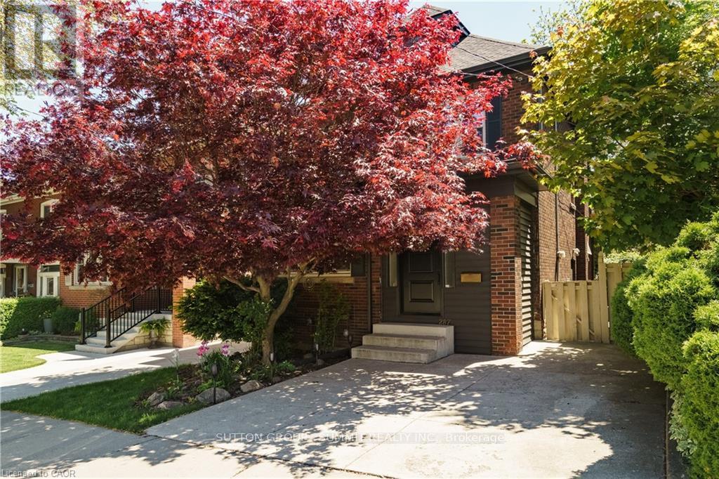 287 Graham Avenue S, Hamilton, Ontario  L8K 2M7 - Photo 2 - X12833312
