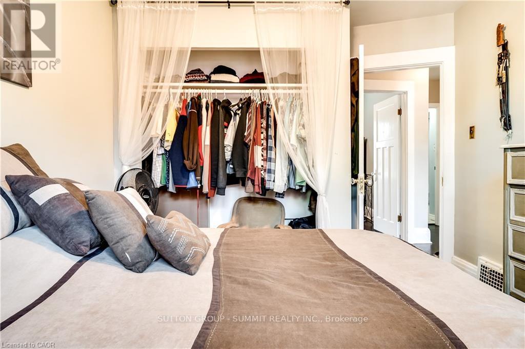 287 Graham Avenue S, Hamilton, Ontario  L8K 2M7 - Photo 28 - X12833312