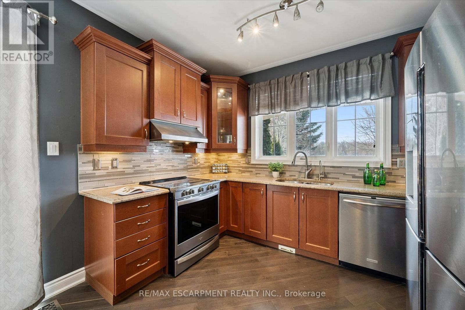 367 Baldwin Drive, Cambridge, Ontario  N3C 0C2 - Photo 16 - X12833340