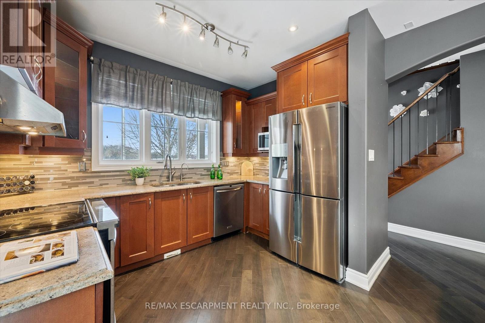 367 Baldwin Drive, Cambridge, Ontario  N3C 0C2 - Photo 17 - X12833340