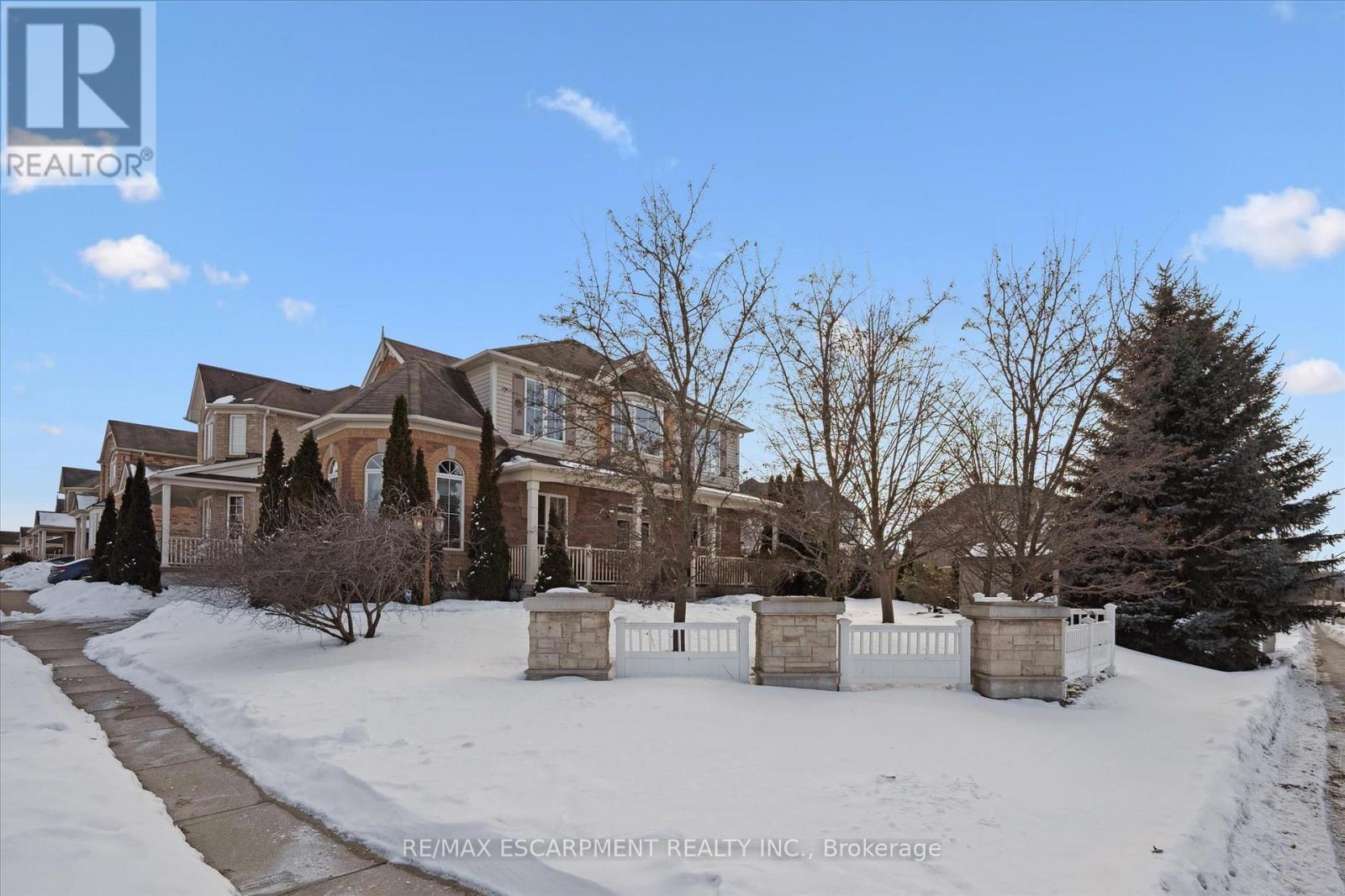 367 Baldwin Drive, Cambridge, Ontario  N3C 0C2 - Photo 2 - X12833340