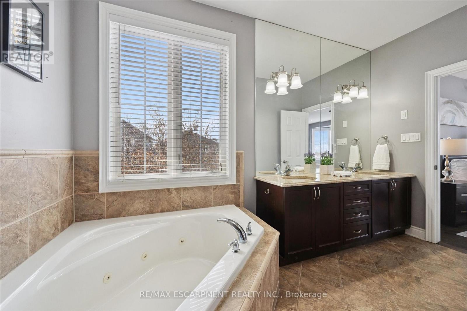 367 Baldwin Drive, Cambridge, Ontario  N3C 0C2 - Photo 30 - X12833340