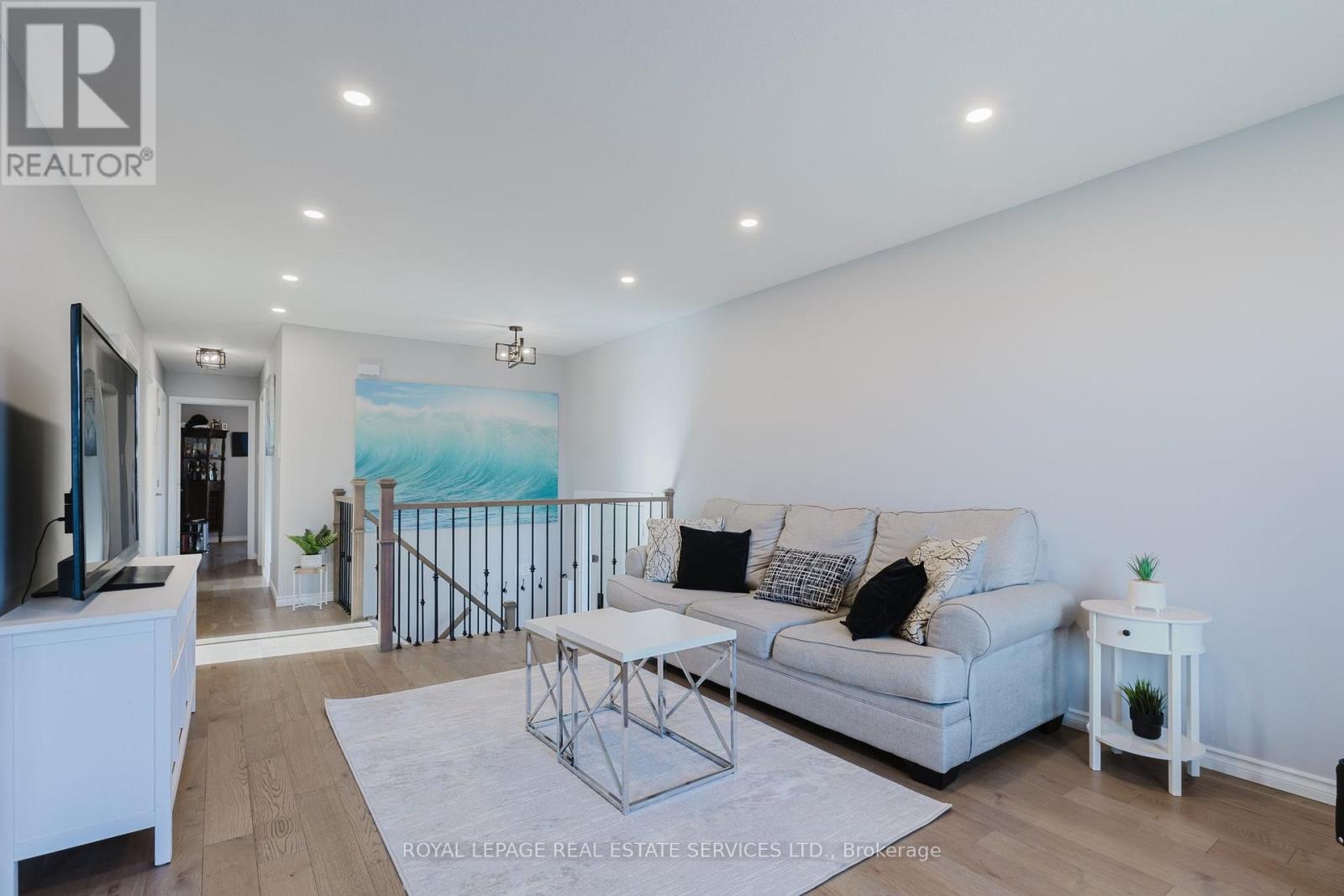 19 Southglen Road, Brant, Ontario  N3R 6Z8 - Photo 12 - X12833422